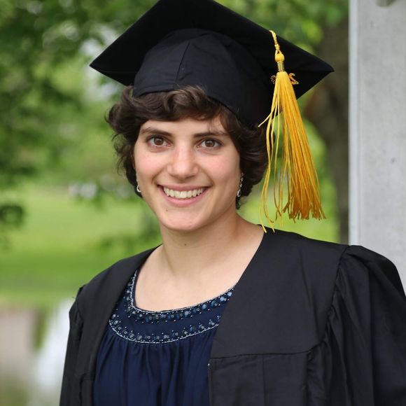 Meet your Posher, Abigail - Picture 1 of 1